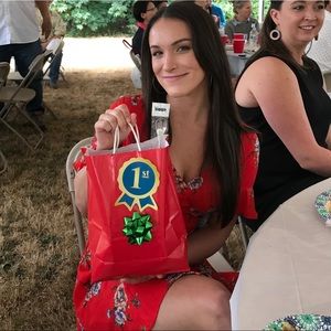 Meet your Posher, Monica